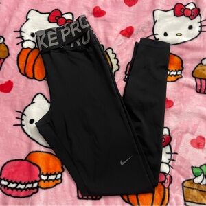 Nike Pro Women’s Leggings